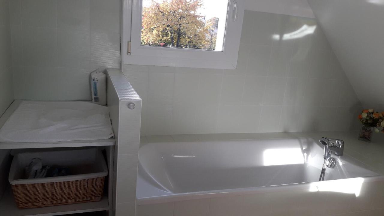 Chambre D'Hotes - La Maison De Jane Jullouville-les-Pins Esterno foto